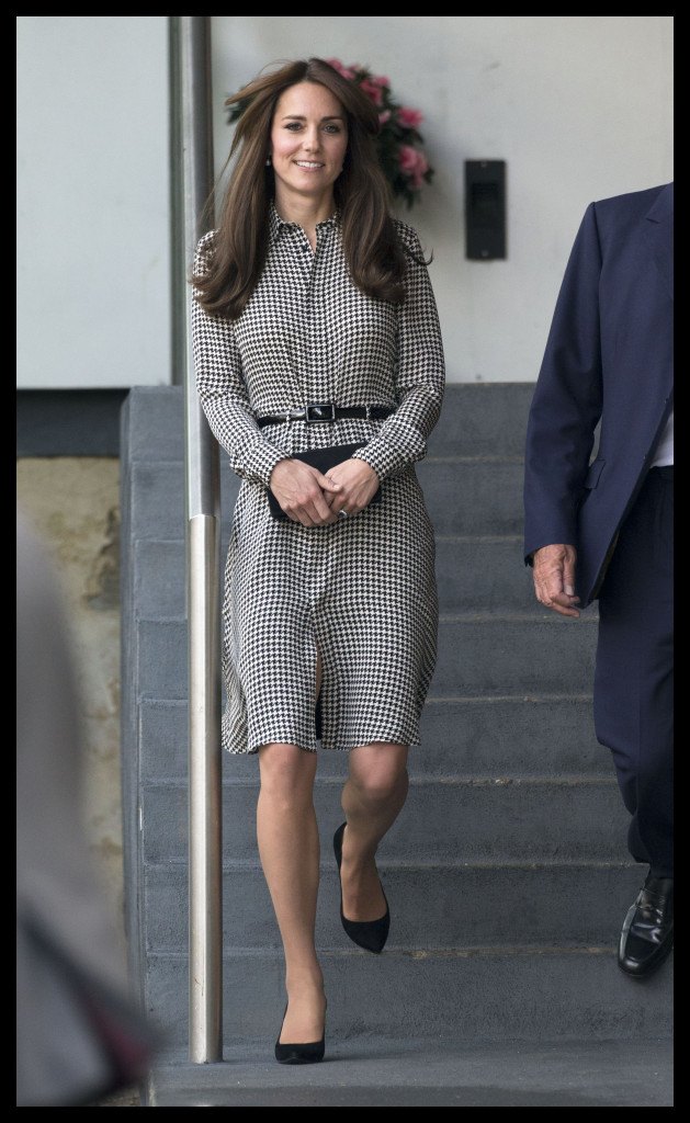 Thee Duchess of Cambridge in Ralph Lauren leaving the Anna Freud Centre. Picture by Stephen Lock / i-Images